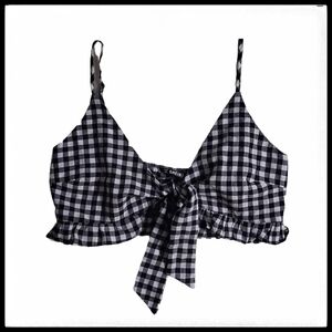 ⭐️3/$25⭐️ Gingham Front Tie Crop Top